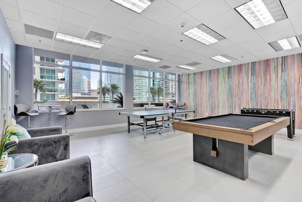 Apartment Lovely In Brickell -2 Beds And Free Parking Miami