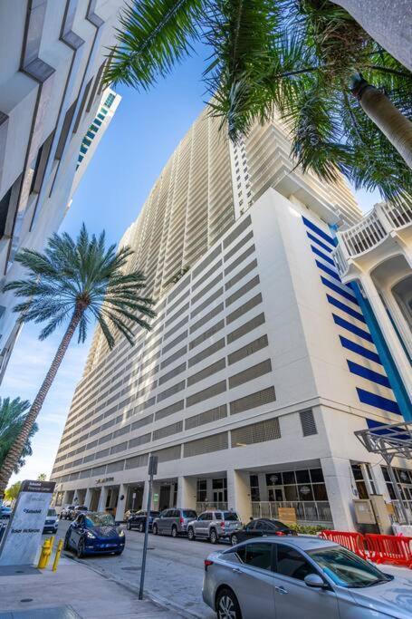 Apartment Lovely In Brickell -2 Beds And Free Parking *