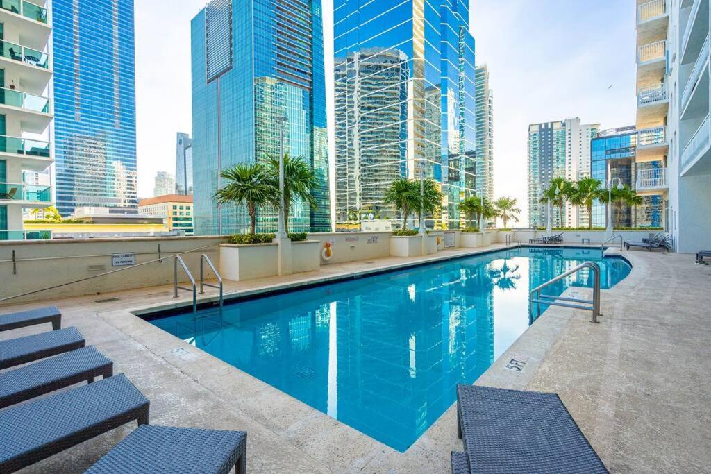 Apartment Lovely In Brickell -2 Beds And Free Parking *